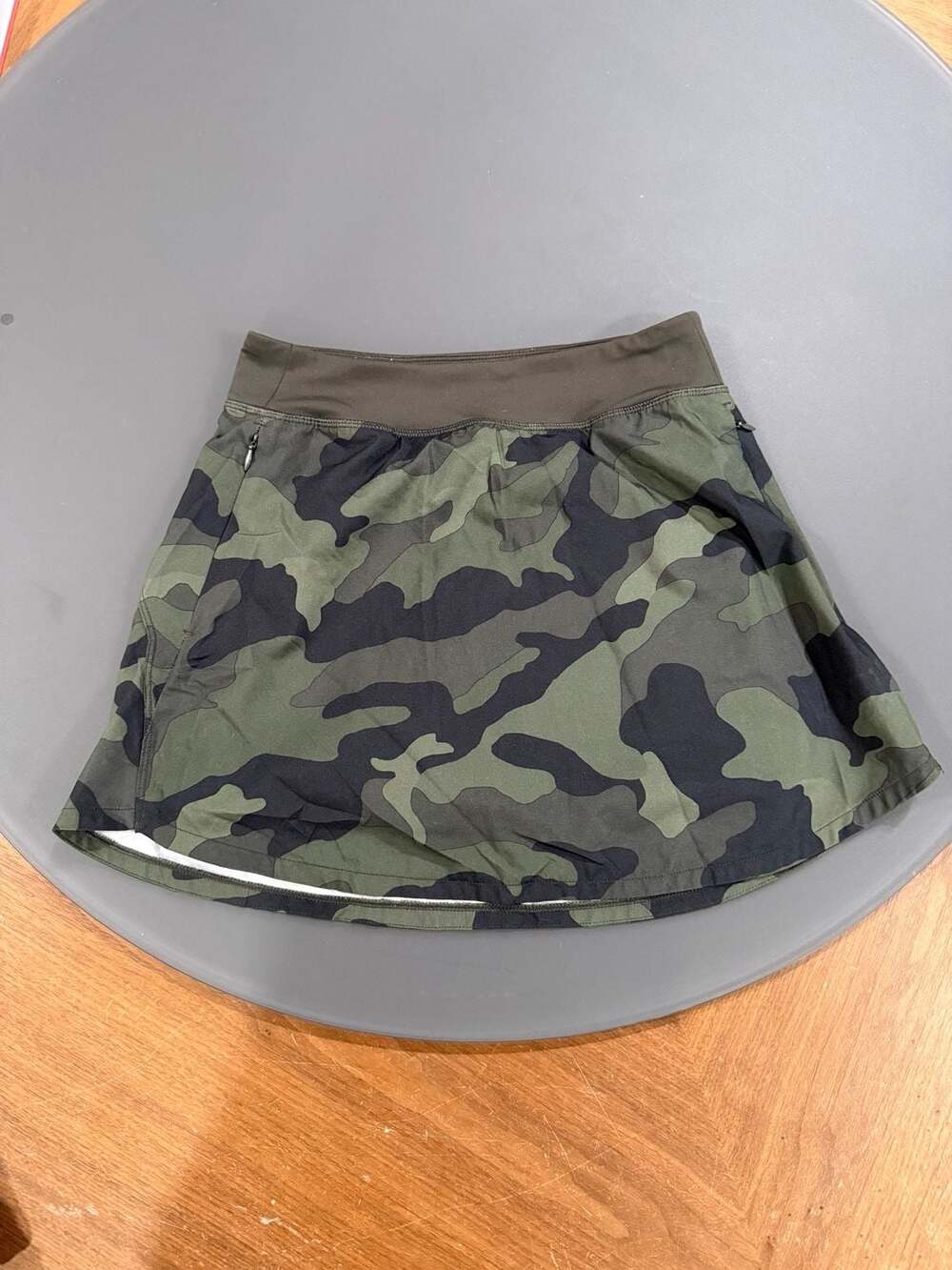 Old Navy StretchTech Skort Size XS Green Camo Active Skirt